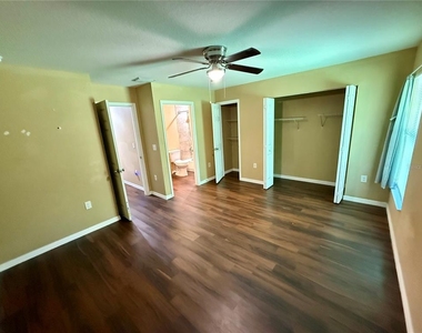 766 Nw 59th Avenue - Photo Thumbnail 13