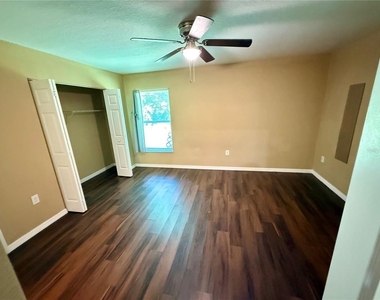 766 Nw 59th Avenue - Photo Thumbnail 12