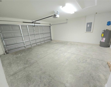 13775 Sw 43rd Circle - Photo Thumbnail 5