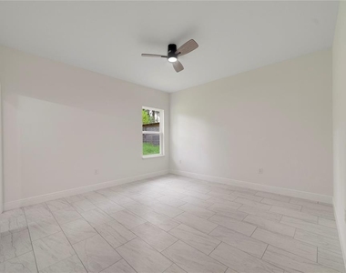 3355 W Marie Drive - Photo Thumbnail 3