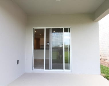 524 Talisi Loop - Photo Thumbnail 18