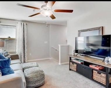 5059 White Chicory Drive - Photo Thumbnail 14