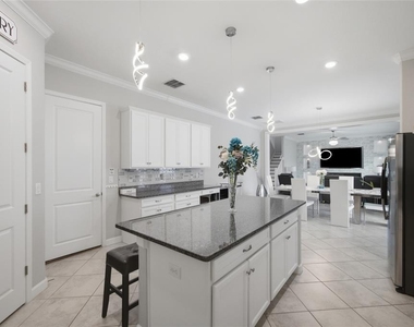 11419 Sunburst Marble Road - Photo Thumbnail 9