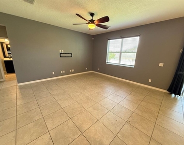 2228 Napone Lane - Photo Thumbnail 9