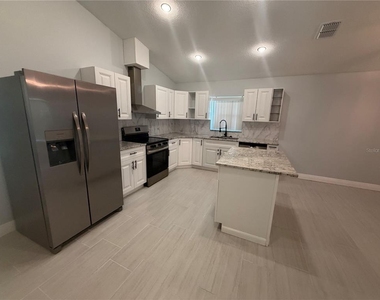 319 Avenue A Ne - Photo Thumbnail 1