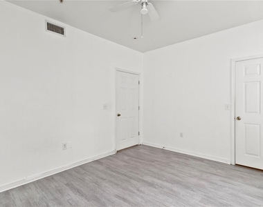3428 Soho Street - Photo Thumbnail 13