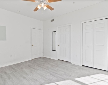 3428 Soho Street - Photo Thumbnail 16