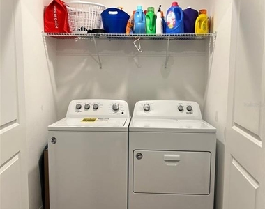 863 Grandin Street - Photo Thumbnail 3