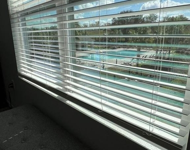 863 Grandin Street - Photo Thumbnail 31