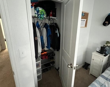 863 Grandin Street - Photo Thumbnail 21