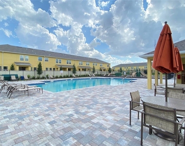 10010 Red Eagle Drive - Photo Thumbnail 15
