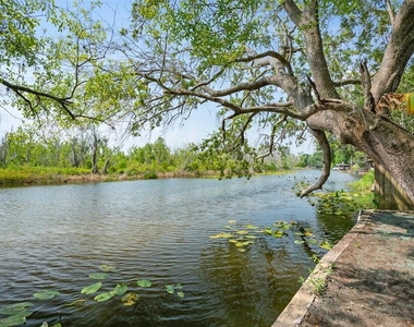 28046 Lois Drive - Photo Thumbnail 13