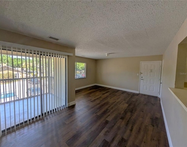 13401 Arbor Pointe Circle - Photo Thumbnail 3