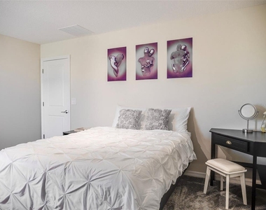 2949 Muller Oak Loop - Photo Thumbnail 15