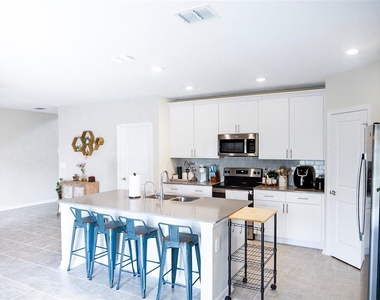 2949 Muller Oak Loop - Photo Thumbnail 3
