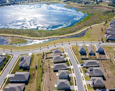 2949 Muller Oak Loop - Photo Thumbnail 34