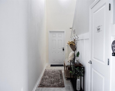 2949 Muller Oak Loop - Photo Thumbnail 10