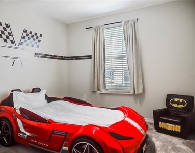 2949 Muller Oak Loop - Photo Thumbnail 25