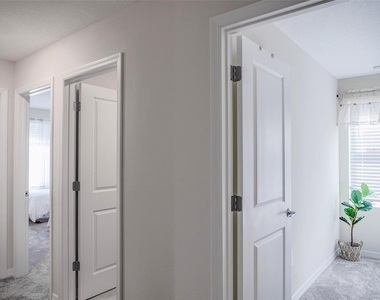 2949 Muller Oak Loop - Photo Thumbnail 26