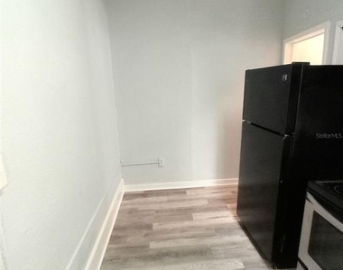704 Cordova Drive - Photo Thumbnail 2