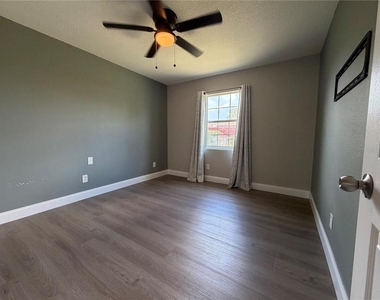 14109 Newcomb Avenue - Photo Thumbnail 8