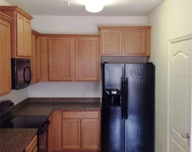 2300 Betsy Ross Lane - Photo Thumbnail 2