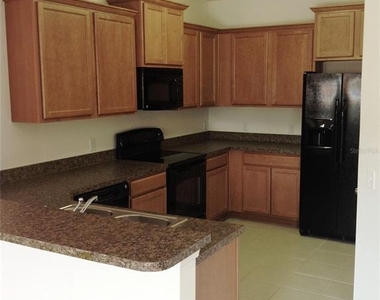 2300 Betsy Ross Lane - Photo Thumbnail 6