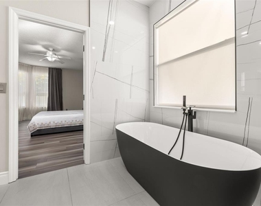 13247 Hatherton Circle - Photo Thumbnail 24