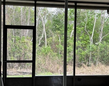 427 Madison Circle - Photo Thumbnail 19