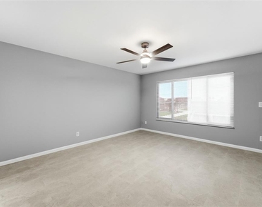 845 Ladyfish Avenue - Photo Thumbnail 22