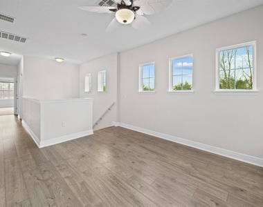 9306 Mira Valle Lane - Photo Thumbnail 21