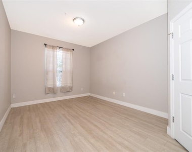 3338 Robert Trent Jones Drive - Photo Thumbnail 14