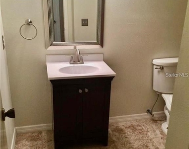 546 Cidermill Pl - Photo Thumbnail 11