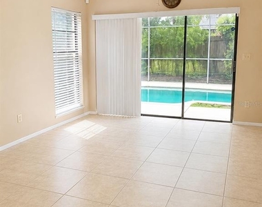 546 Cidermill Pl - Photo Thumbnail 4