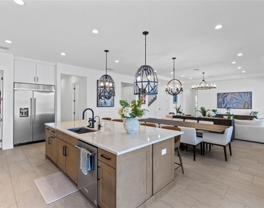 9445 Santorini Drive - Photo Thumbnail 10