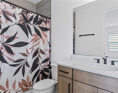 9445 Santorini Drive - Photo Thumbnail 34