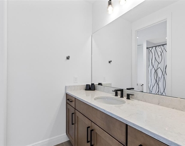 9445 Santorini Drive - Photo Thumbnail 36