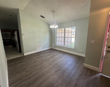 10941 Mill Pond Way - Photo Thumbnail 22
