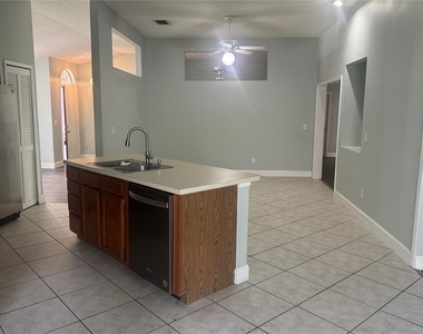 10941 Mill Pond Way - Photo Thumbnail 6