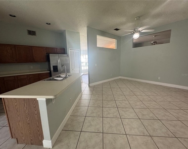 10941 Mill Pond Way - Photo Thumbnail 4