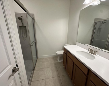 1355 Zeek Ridge Street - Photo Thumbnail 13