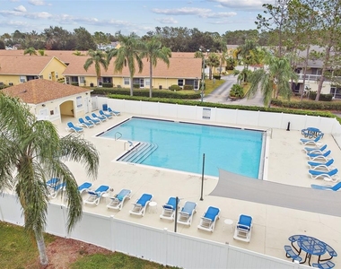 8827 Grand Palms Circle - Photo Thumbnail 30