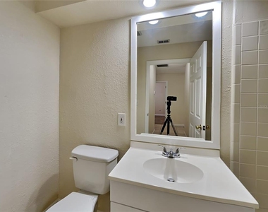 155 Plain View Drive - Photo Thumbnail 13