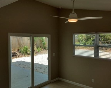 830 E 18th Avenue - Photo Thumbnail 5