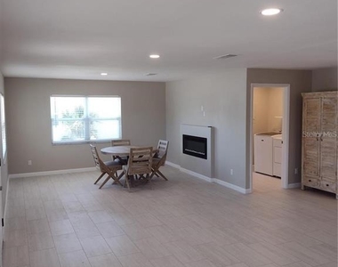 830 E 18th Avenue - Photo Thumbnail 6