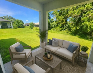 1405 Unice Avenue N - Photo Thumbnail 12