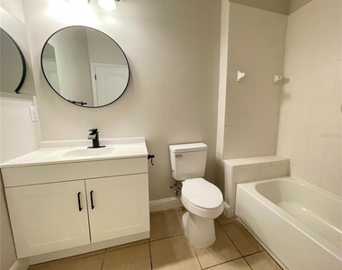 2944 Oak Park Way - Photo Thumbnail 12