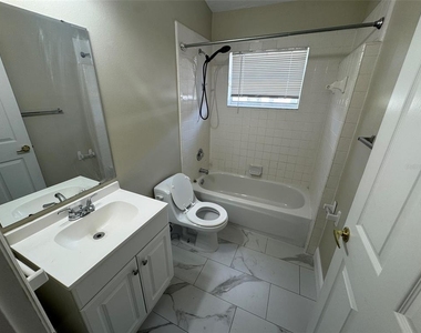 2347 Blake Way - Photo Thumbnail 21