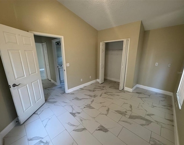 2347 Blake Way - Photo Thumbnail 20
