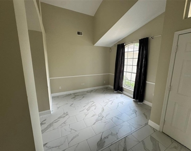 2347 Blake Way - Photo Thumbnail 6